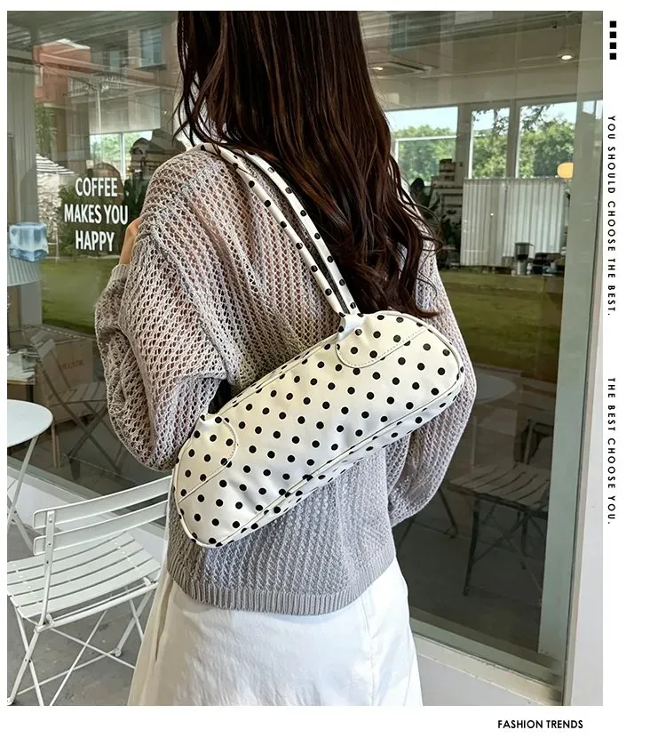 Tas Selempang Wanita Bahan PU Sintetis Motif Polkadot Warna Hitam Bentuk Bulat Resleting