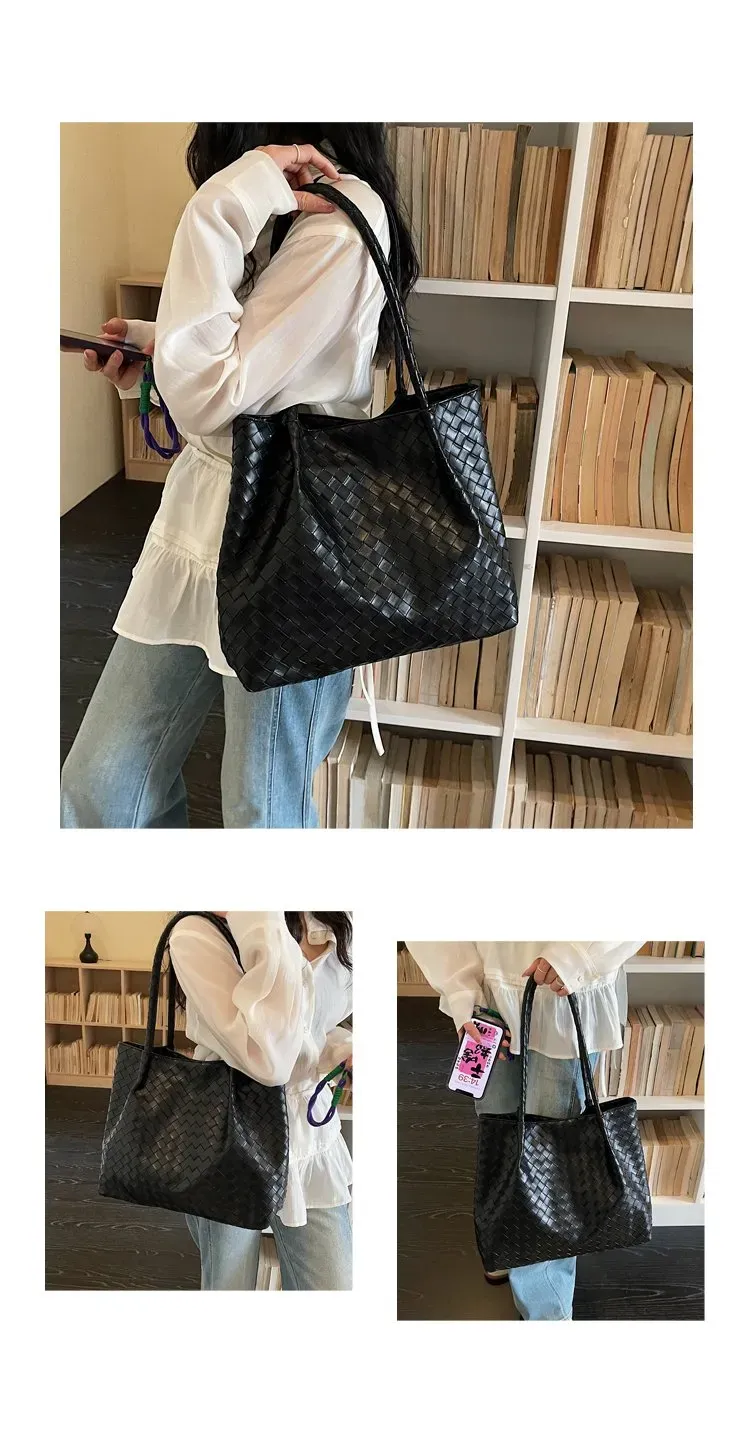 Tas Selempang Wanita Bahan PU Sintetis Model Quilted Warna Putih Bentuk Kotak Grosir Import