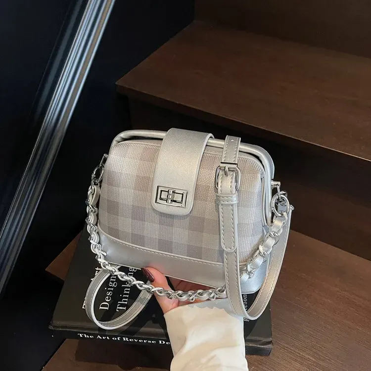 Tas Selempang Wanita Bahan PU Sintetis Polos Bentuk Kotak Tali Lebar Resleting Warna Biru