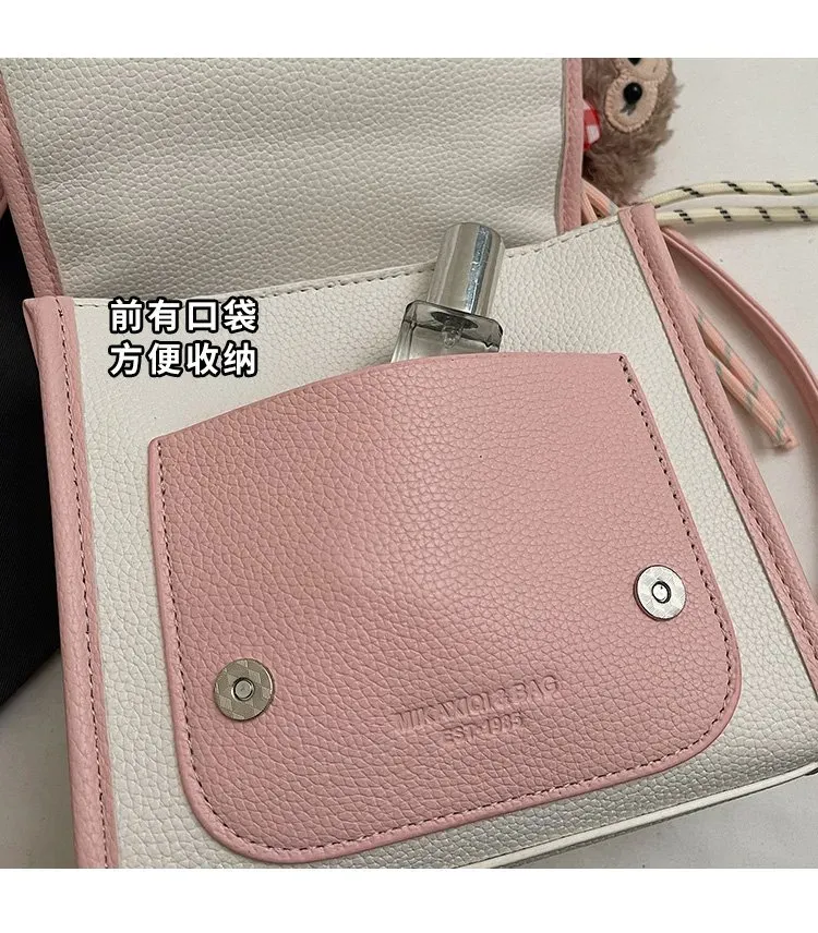 Tas Selempang Wanita Bahan PU Sintetis Polos Warna Hitam Bentuk Kotak Tali Dengan Gantungan