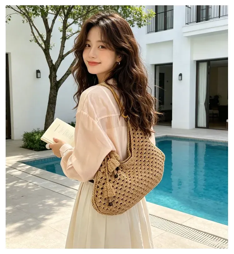 Tas Selempang Wanita Bahan PU Sintetis Polos Model Hobo Tali Lebar Resleting Grosir Import