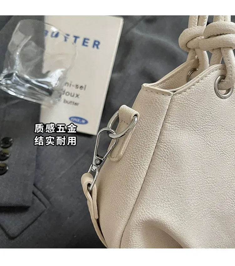 Tas Selempang Wanita Bahan PU Sintetis Polos Bentuk Kotak Tali Lebar Resleting Warna Cokelat