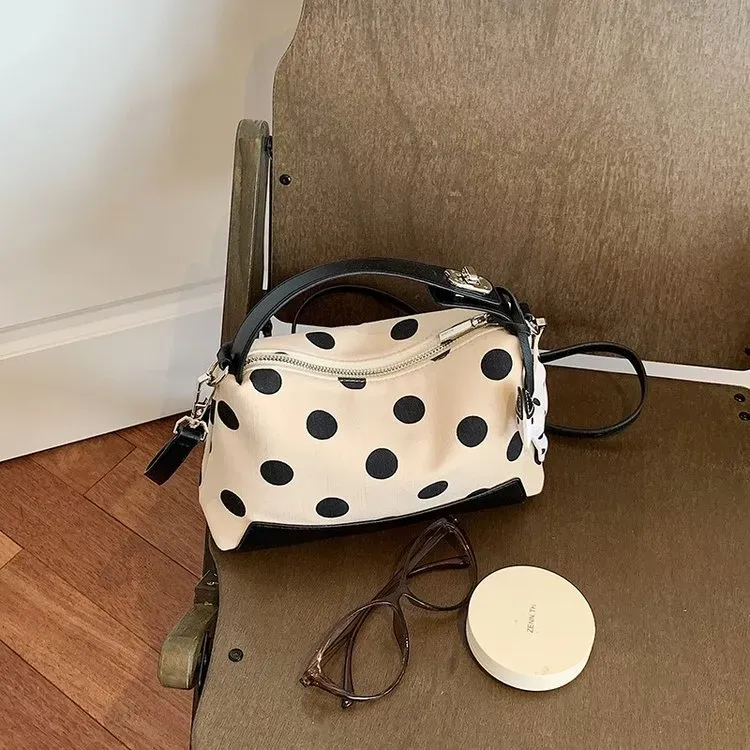Tas Selempang Wanita Bahan PU Sintetis Motif Polkadot Warna Hitam Bentuk Kotak Resleting