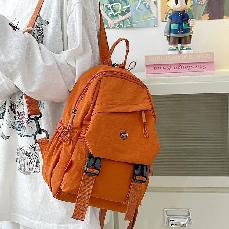 Tas Ransel Wanita Bahan Nylon Polos Warna Hijau Bentuk Kotak Tali Lebar Resleting Grosir Import