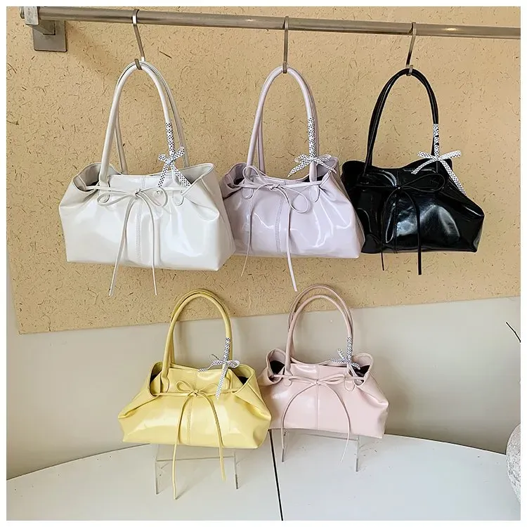 Tas Selempang Wanita Bahan PU Sintetis Polos Warna Hitam Bentuk Kotak Tali Lebar Stok China