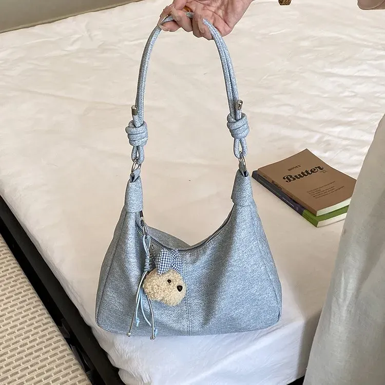 Tas Selempang Wanita Bahan PU Sintetis Polos Warna Hitam Model Hobo Tali Lebar Resleting