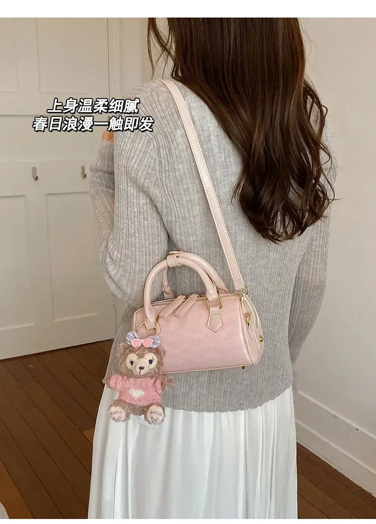 Tas Selempang Wanita Bahan PU Sintetis Polos Warna Pink Bentuk Kotak Tali Dengan Gantungan