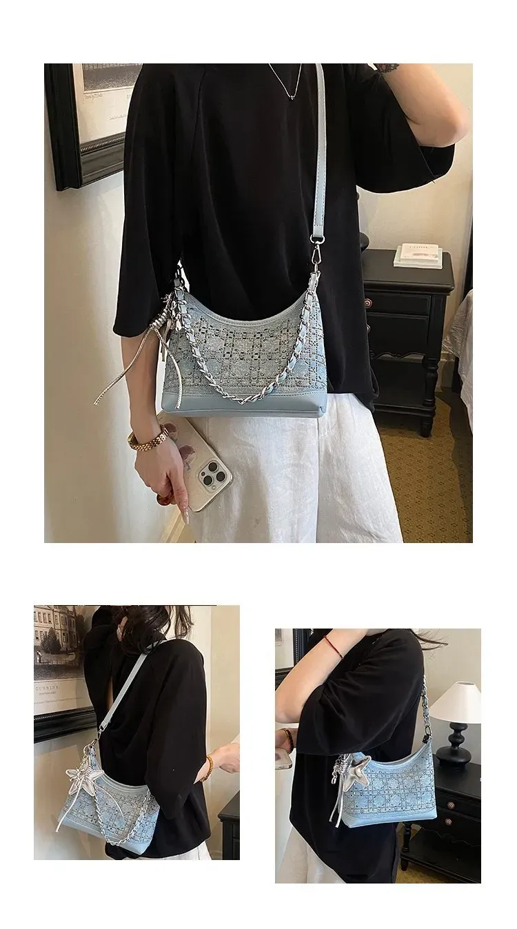 Tas Selempang Wanita Bahan Kain Motif Print Warna Biru Model Hobo Tali Rantai Grosir Import