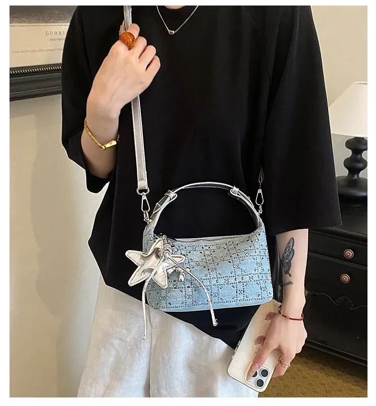 Tas Selempang Wanita Bahan PU Sintetis Motif Print Warna Biru Bentuk Kotak Tali untuk Toko