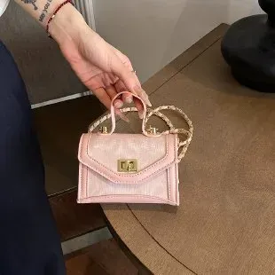 Tas Selempang Wanita Bahan PU Sintetis Polos Warna Pink Bentuk Kotak Tali Stok Grosir
