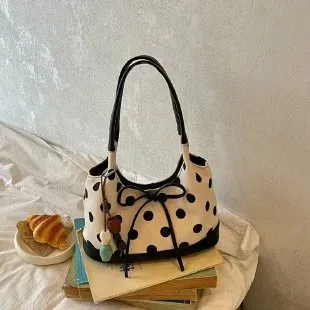 Tas Selempang Wanita Bahan PU Sintetis Motif Polkadot Warna Hitam Bentuk Kotak Model Import