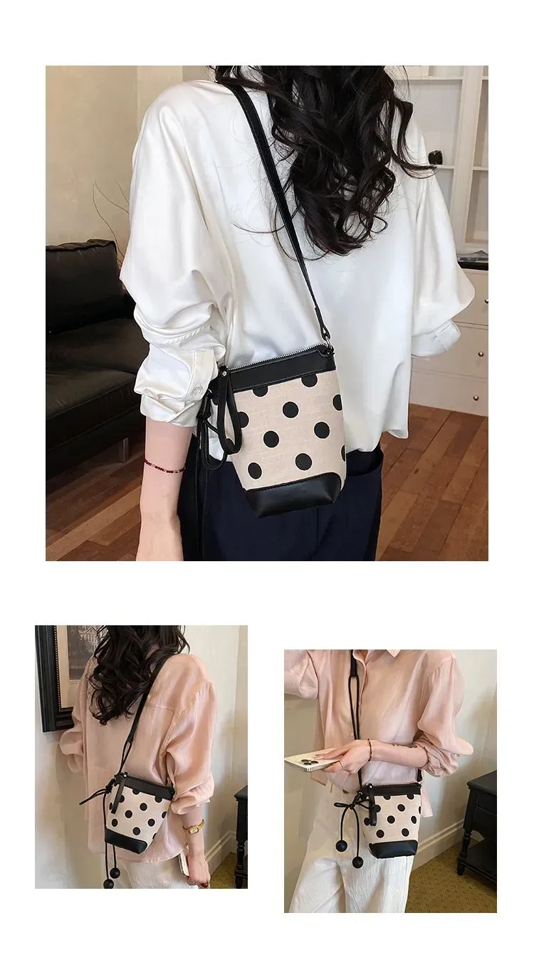 Tas Bucket Wanita Bahan PU Sintetis Motif Polkadot Warna Hitam Bentuk Bucket Resleting Grosir