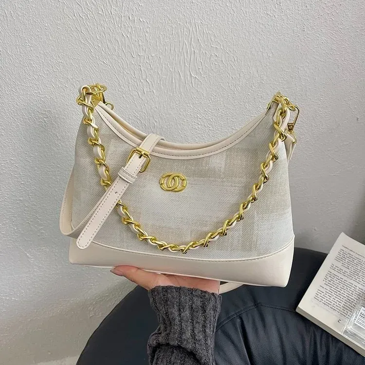 Tas Selempang Wanita Bahan PU Sintetis Motif Print Warna Putih Bentuk Crescent Resleting
