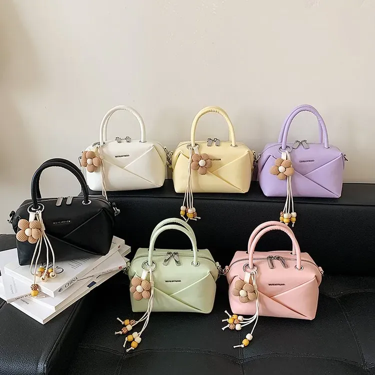 Tas Selempang Wanita Bahan PU Sintetis Polos Warna Hitam Bentuk Kotak Tali Lebar Grosir Import