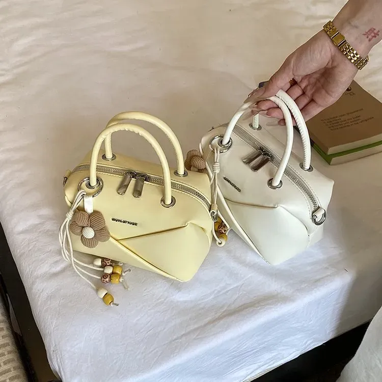 Tas Selempang Wanita Bahan PU Sintetis Polos Warna Hitam Bentuk Kotak Tali Lebar Grosir Import