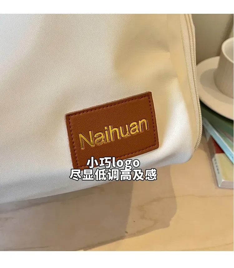 Tas Selempang Wanita Bahan Nylon Polos Warna Putih Bentuk Kotak Tali Panjang untuk Travel