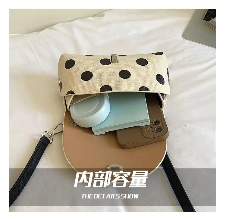 Tas Selempang Wanita Bahan PU Sintetis Motif Polkadot Warna Hitam Bentuk Kotak Katalog Grosir