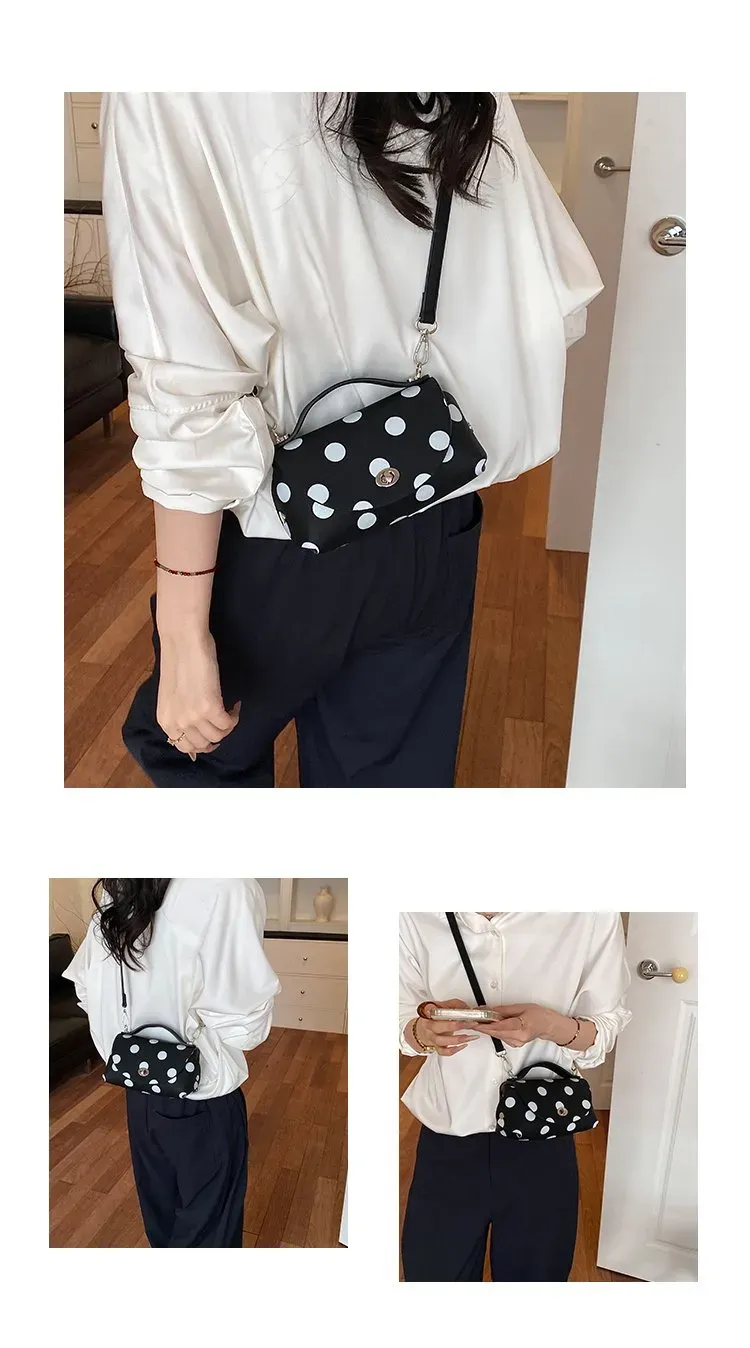 Tas Selempang Wanita Bahan PU Sintetis Motif Polkadot Warna Hitam Bentuk Kotak Katalog Grosir