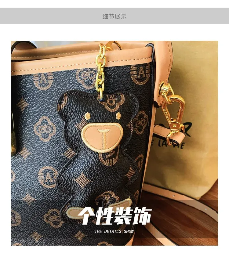 Tas Bucket Wanita Bahan PU Sintetis Motif Print Bentuk Bucket Tali Panjang Resleting Grosir