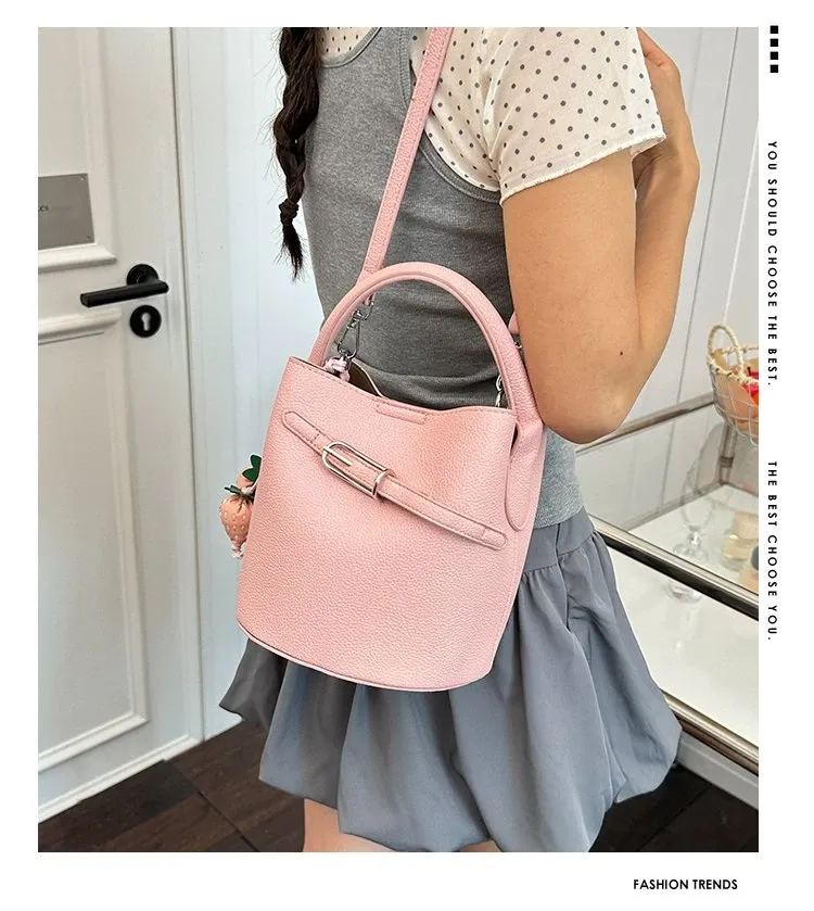 Tas Bucket Wanita Bahan PU Sintetis Polos Warna Pink Bentuk Bucket Tali Panjang Resleting