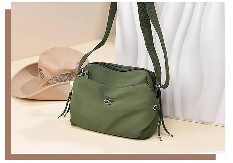 Tas Selempang Wanita Bahan Nylon Warna Merah Resleting Grosir Import