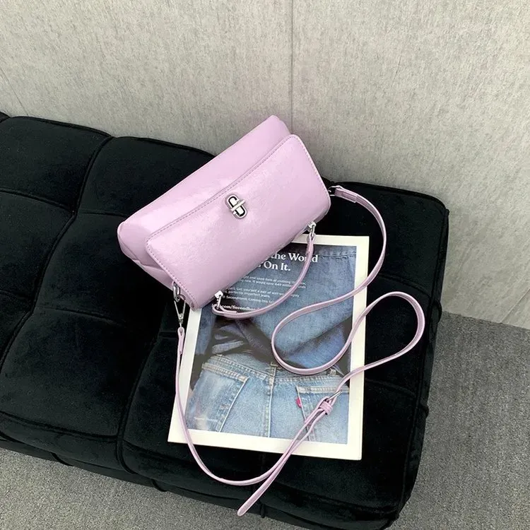 Tas Selempang Wanita Bahan PU Sintetis Polos Warna Hitam Bentuk Kotak Tali Katalog Grosir