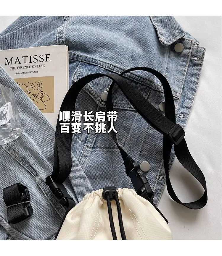 Tas Bucket Wanita Bahan PU Sintetis Polos Bentuk Bucket Tali Panjang Resleting Grosir Import