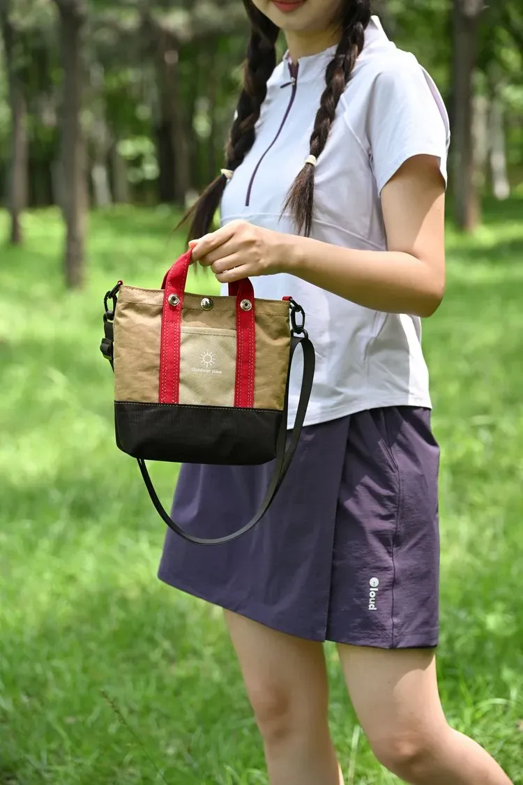 Tas Tote Wanita Bahan Nylon Polos Bentuk Kotak Tali Panjang Resleting Grosir Import