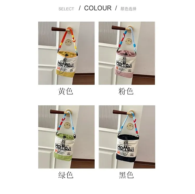 Tas Selempang Wanita Bahan Nylon Polos Warna Hitam Bentuk Kotak Tali Panjang Bahan Polyester