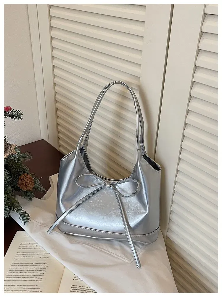 Tas Bucket Wanita Bahan PU Sintetis Polos Warna Hitam Bentuk Bucket Tali Serut Grosir Import