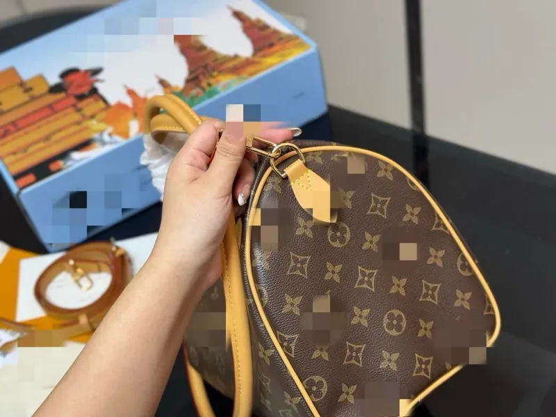 Tas Selempang Wanita Bahan PU Sintetis Motif Print Bentuk Bulat Tali Panjang Grosir Import