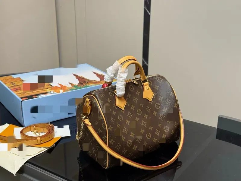 Tas Selempang Wanita Bahan PU Sintetis Motif Print Bentuk Bulat Tali Panjang Grosir Import
