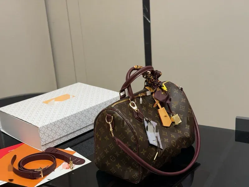 Tas Selempang Wanita Bahan PU Sintetis Motif Print Bentuk Bulat Tali Panjang Grosir Import