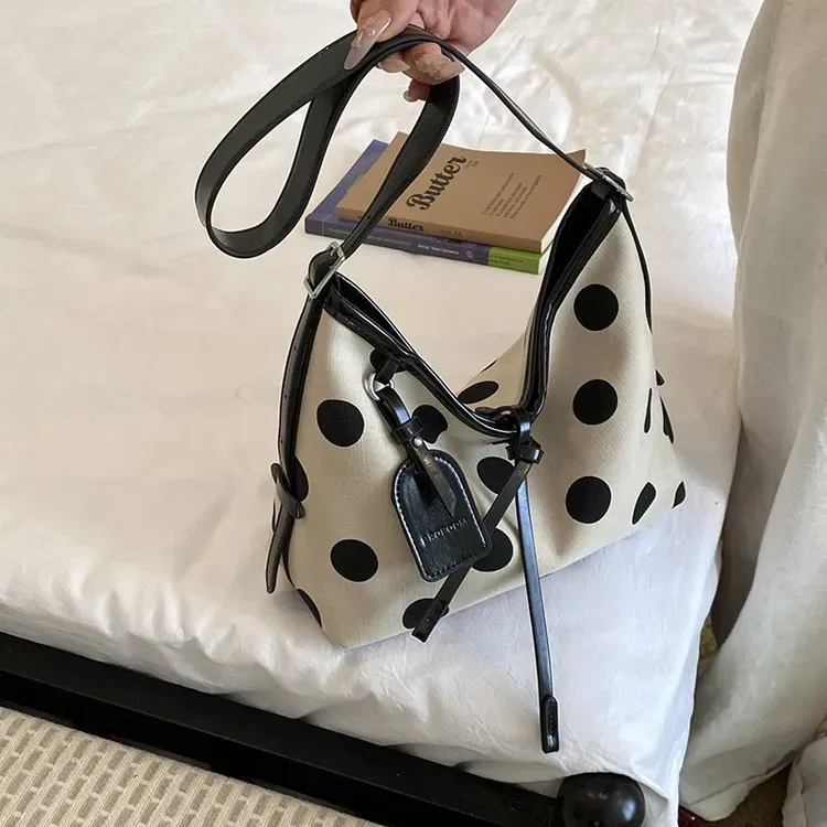 Tas Selempang Wanita Bahan Kain Motif Polkadot Warna Hitam Model Hobo Tali Grosir Import