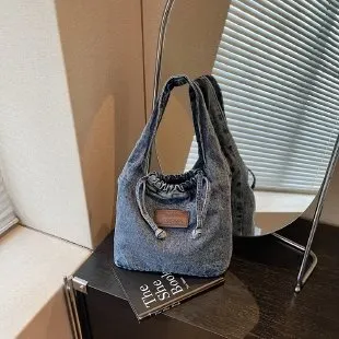 Tas Selempang Wanita Bahan PU Sintetis Polos Warna Biru Bentuk Kotak Tali Lebar Stok China