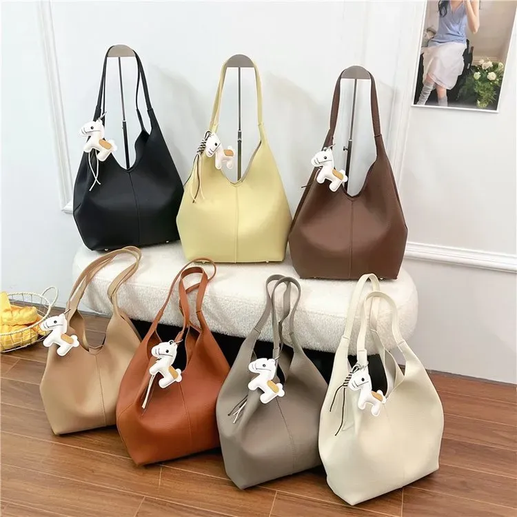 Tas Selempang Wanita Bahan PU Sintetis Polos Warna Hitam Bentuk Kotak Tali Resleting Grosir