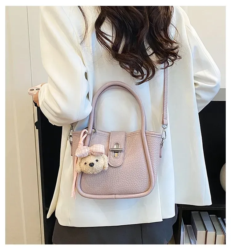 Tas Selempang Wanita Bahan PU Sintetis Polos Warna Pink Bentuk Bulat Tali untuk Toko Online