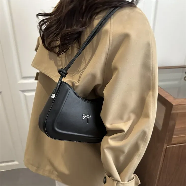 Tas Selempang Wanita Bahan PU Sintetis Polos Bentuk Kotak Tali Panjang Model Flap Grosir Import