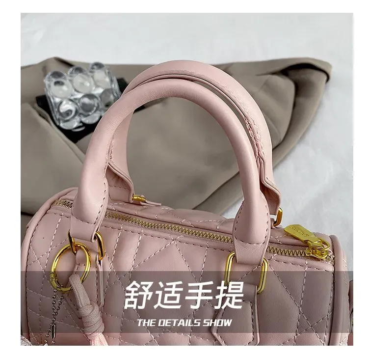 Tas Selempang Wanita Bahan PU Sintetis Model Quilted Warna Pink Bentuk Bulat Grosir Import