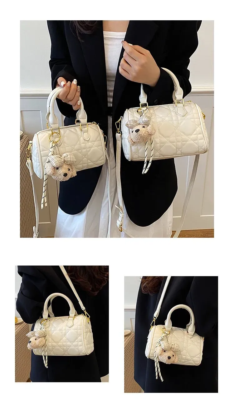 Tas Selempang Wanita Bahan PU Sintetis Model Quilted Warna Pink Bentuk Bulat Grosir Import