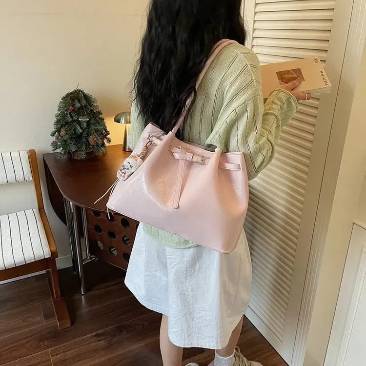 Tas Selempang Wanita Bahan PU Sintetis Polos Warna Putih Bentuk Kotak Tali untuk Reseller