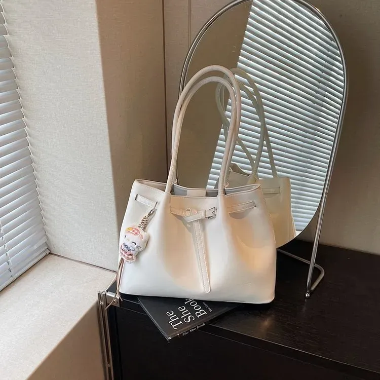 Tas Ransel Wanita Bahan PU Sintetis Polos Bentuk Kotak Tali Panjang Resleting Grosir Import