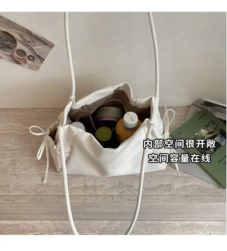 Tas Selempang Wanita Bahan PU Sintetis Polos Bentuk Kotak Tali Panjang Resleting untuk Toko
