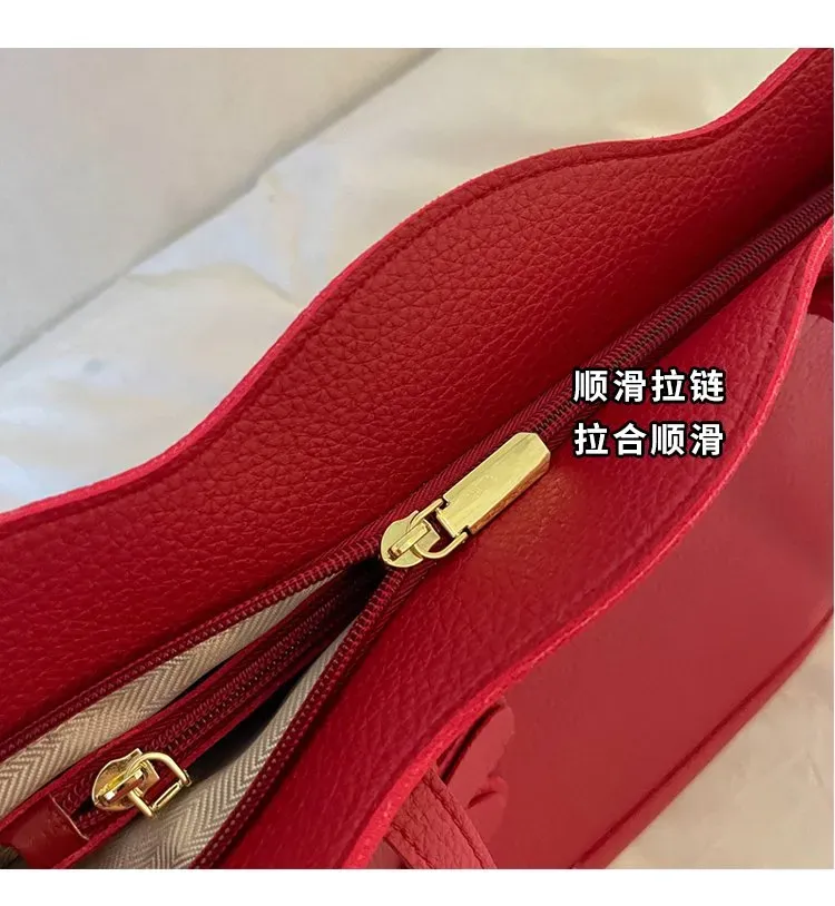Tas Selempang Wanita Bahan PU Sintetis Polos Warna Merah Bentuk Kotak Tali Lebar Resleting