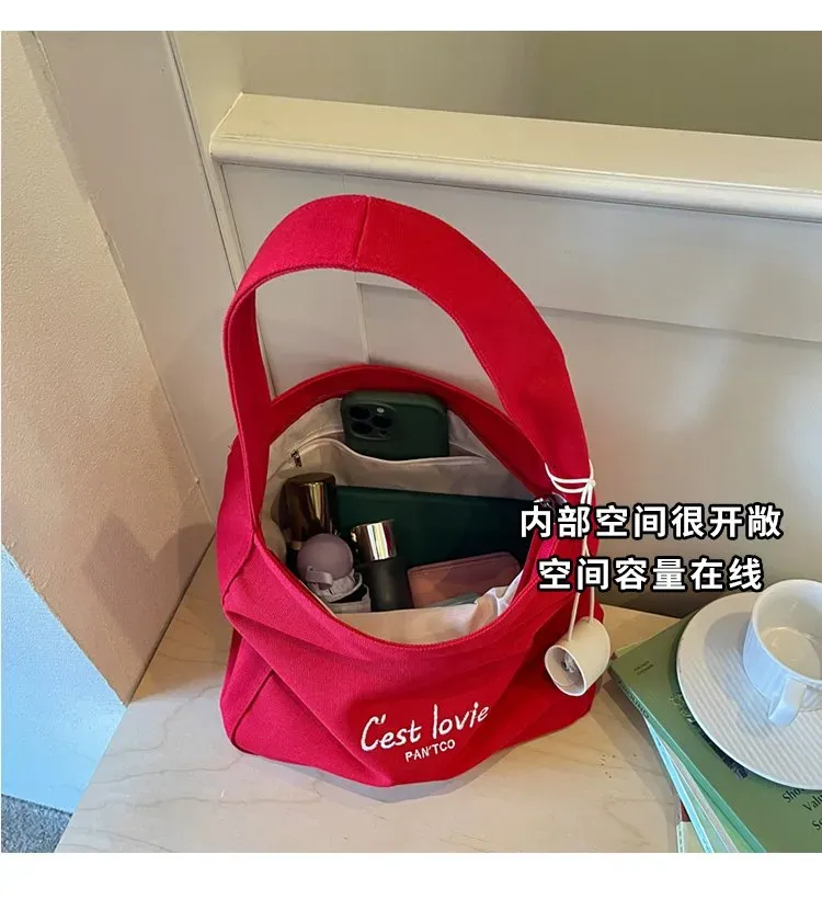 Tas Selempang Wanita Bahan PU Sintetis Polos Warna Merah Model Hobo Tali Panjang Grosir Import