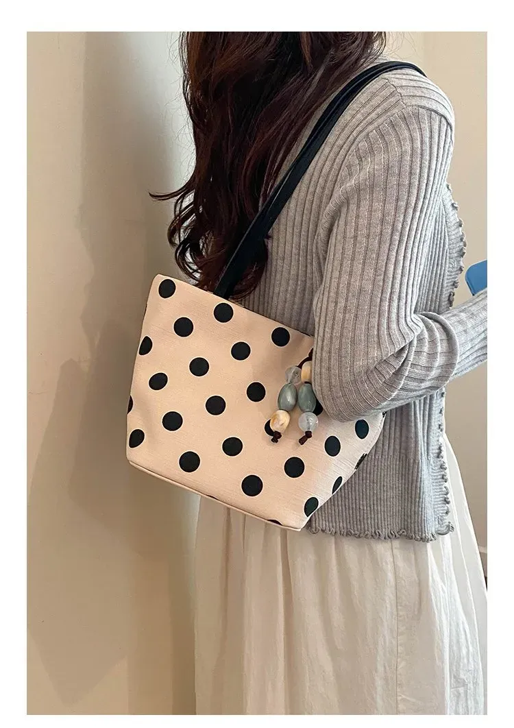 Tas Selempang Wanita Bahan PU Sintetis Motif Polkadot Warna Hitam Bentuk Kotak untuk Reseller