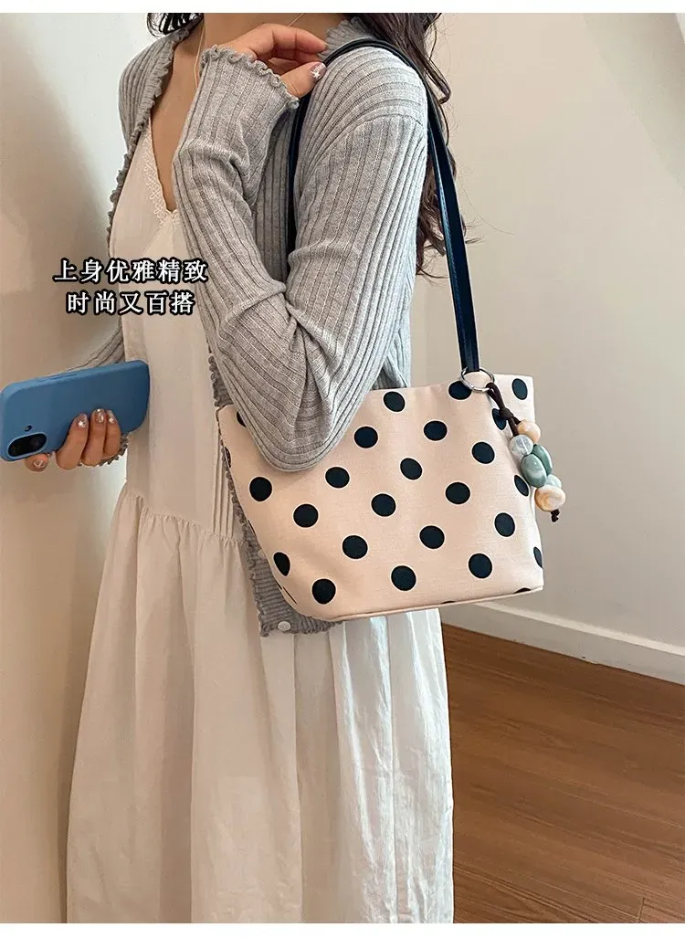 Tas Selempang Wanita Bahan PU Sintetis Motif Polkadot Warna Hitam Bentuk Kotak untuk Reseller
