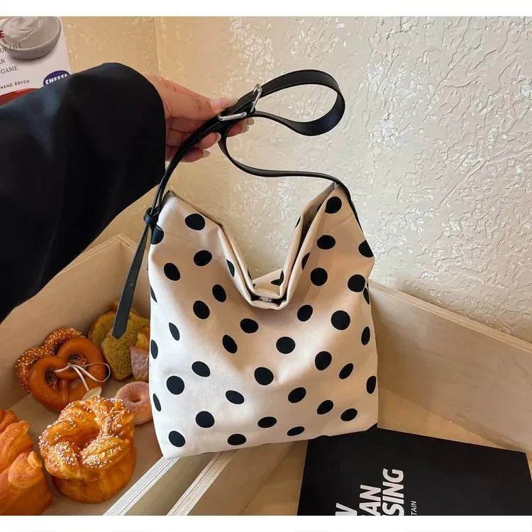 Tas Selempang Wanita Bahan PU Sintetis Motif Polkadot Warna Hitam Bentuk Kotak untuk Toko