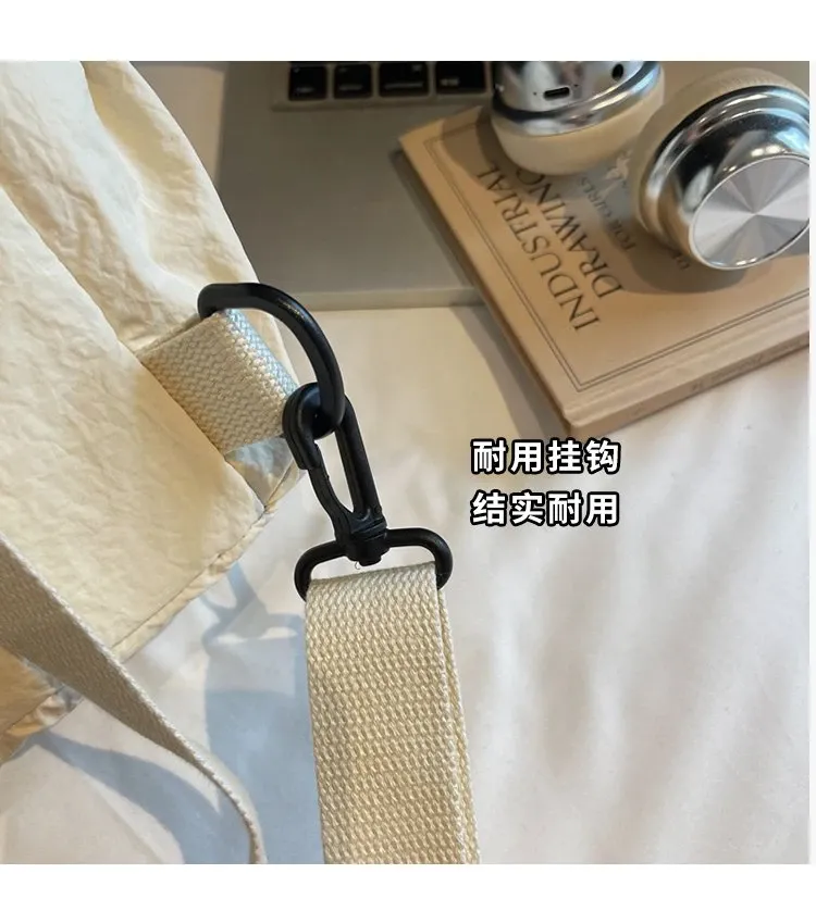 Tas Ransel Wanita Bahan Nylon Polos Bentuk Kotak Tali Lebar Resleting Casual Grosir Import