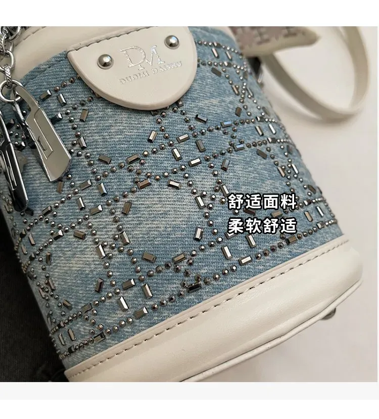 Tas Selempang Wanita Bahan PU Sintetis Motif Print Warna Putih Bentuk Bulat Tali Resleting